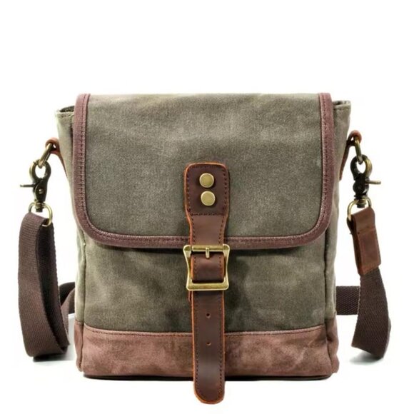 NEW Handcrafted Oil Waxed Canvas Shoulder Bag Unisex. The Rugged Traveler's Tote - Picture 3 of 8